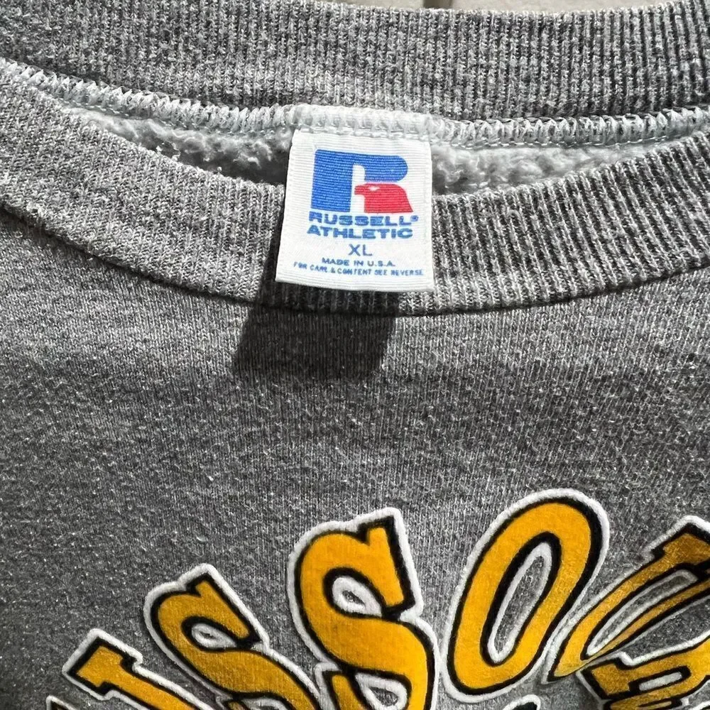 Vintage Russell Athletic 90s Missouri Tigers Crewneck Sweatshirt XL